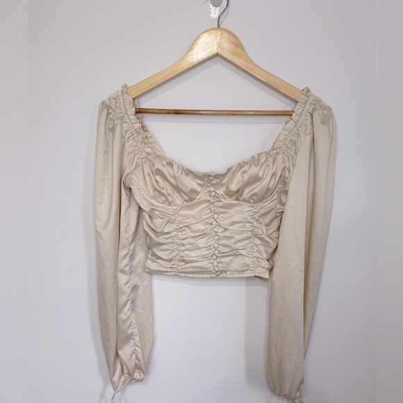 Tops - Elegant Cream Ruched Women's Top
